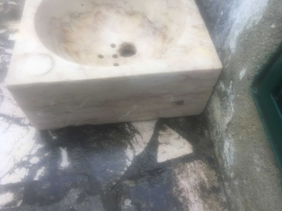 Pia e tampos de mesa/bancada de mármore de Carrara (Itália)