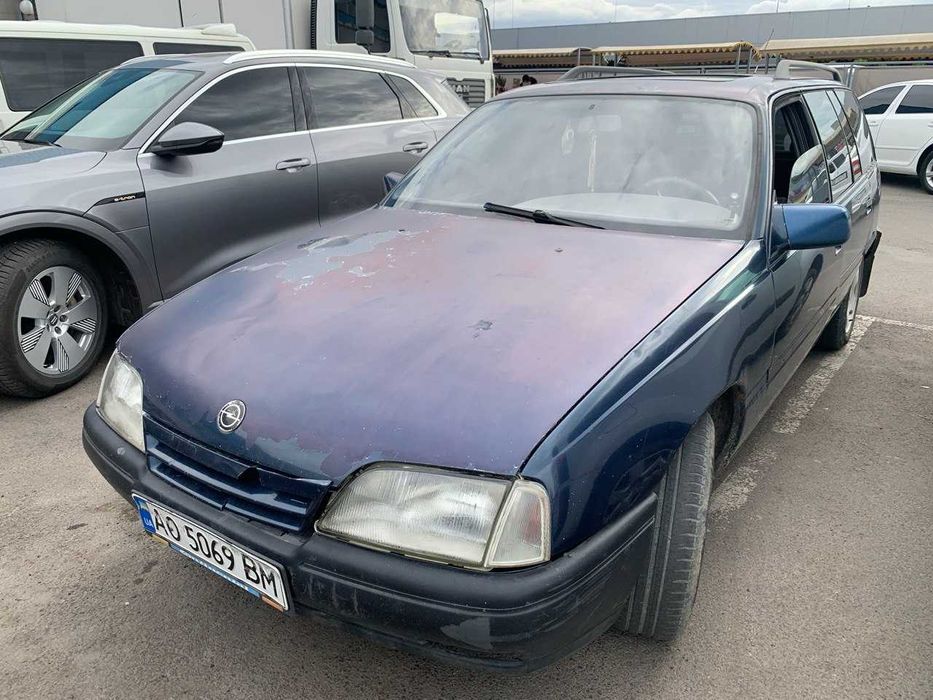 Авто Опель Омега