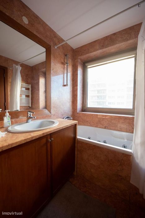 Apartamento com 2 quartos - localizado em Matosinhos Porto