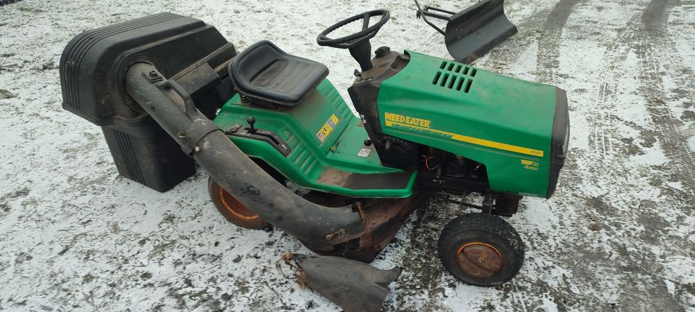 Traktorek kosiarka ciągniczek do trawy