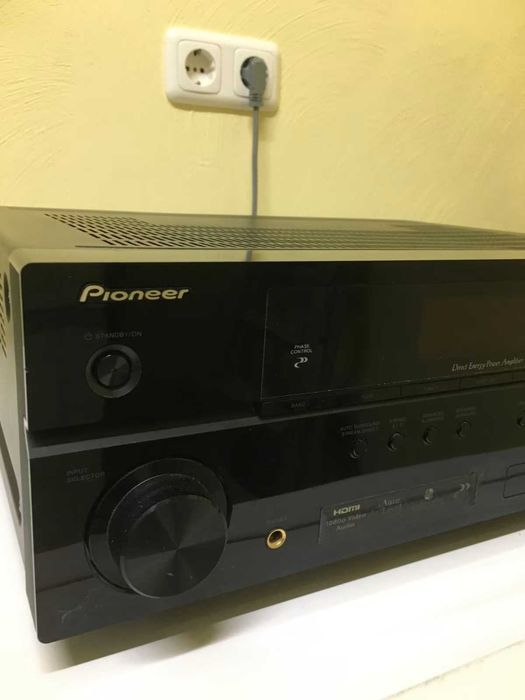 Amplituner Pioneer VSX-519V