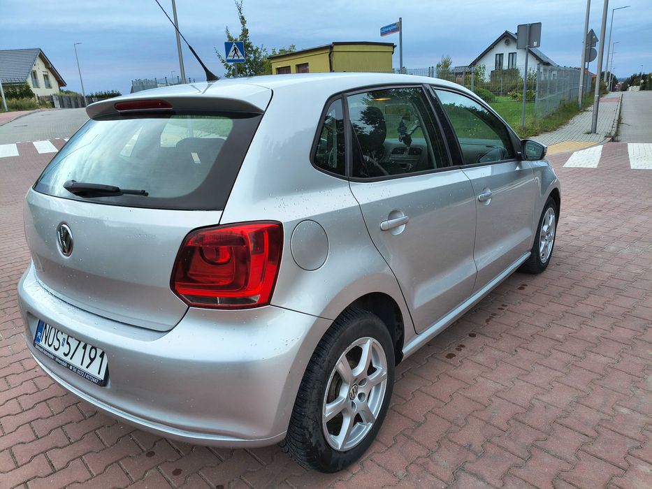 polo 1.2 benzyna alufelgi światła do jazdy dziennej