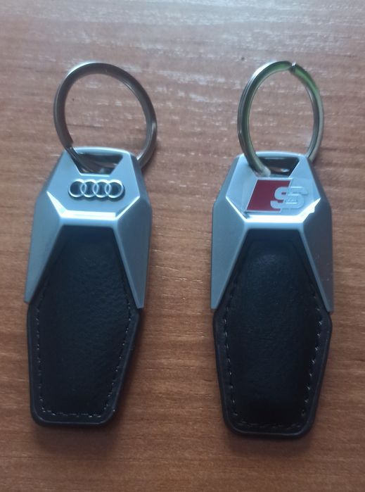 Audi zegarek, etui brelok
