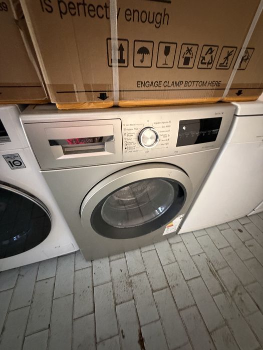 Oportunidade máquina de secar roupa nova