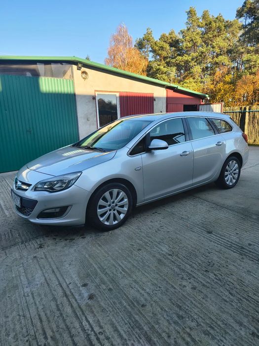 Opel Astra Opel Astra J 1.4 Turbo 140 KM benzyna + gaz