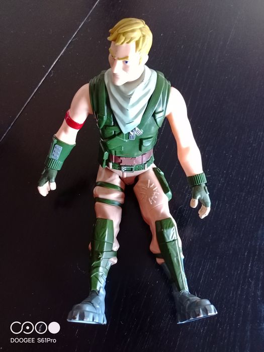 Figuras epic games, Mattel e Hasbro