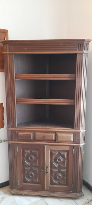 OPORTUNIDADE - Móvel de canto 30€