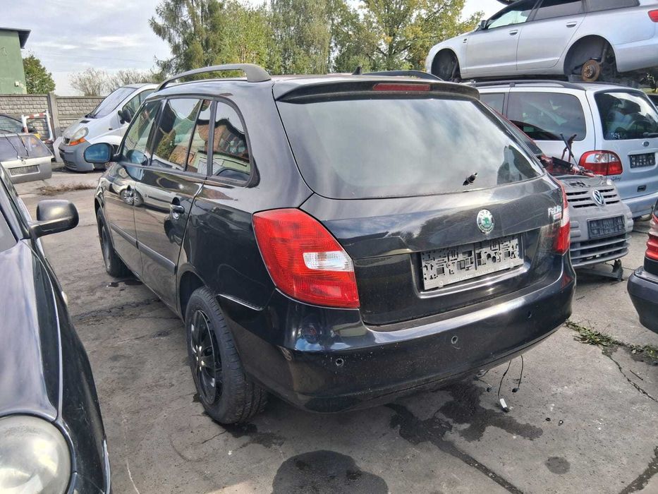 klapa bagażnika  Skoda Fabia II kombi