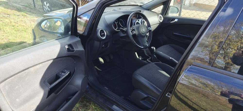Opel Corsa D 1.4