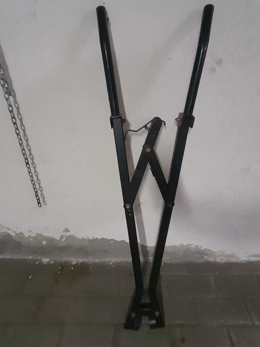 stojak na rowery mocowany do haku samochodowego