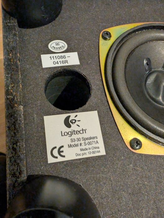 Colunas Logitech S3-30