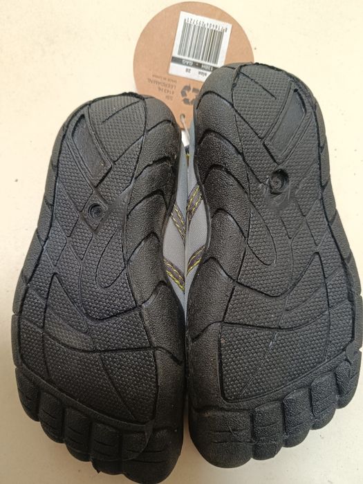 Buty do wody rozmiar 28