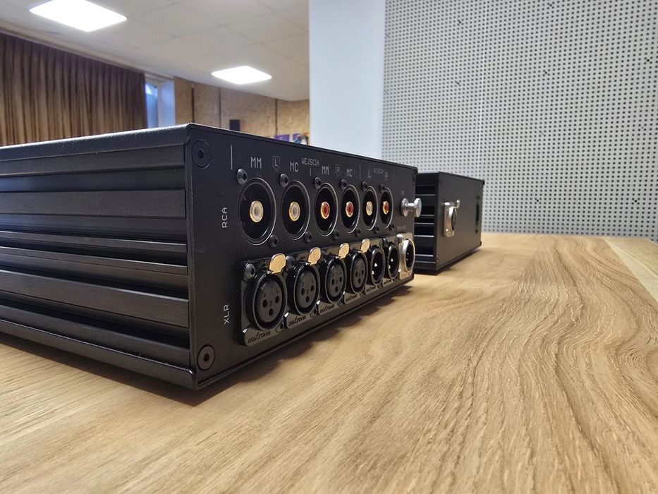 Przedwzmacniacz gramofonowy Huasariaa MM MC