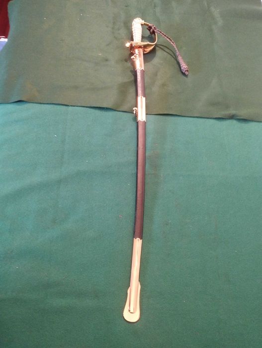 Espada Naval Portuguesa M/1911 para Oficial  Superior  da Marinha. Final do século XX