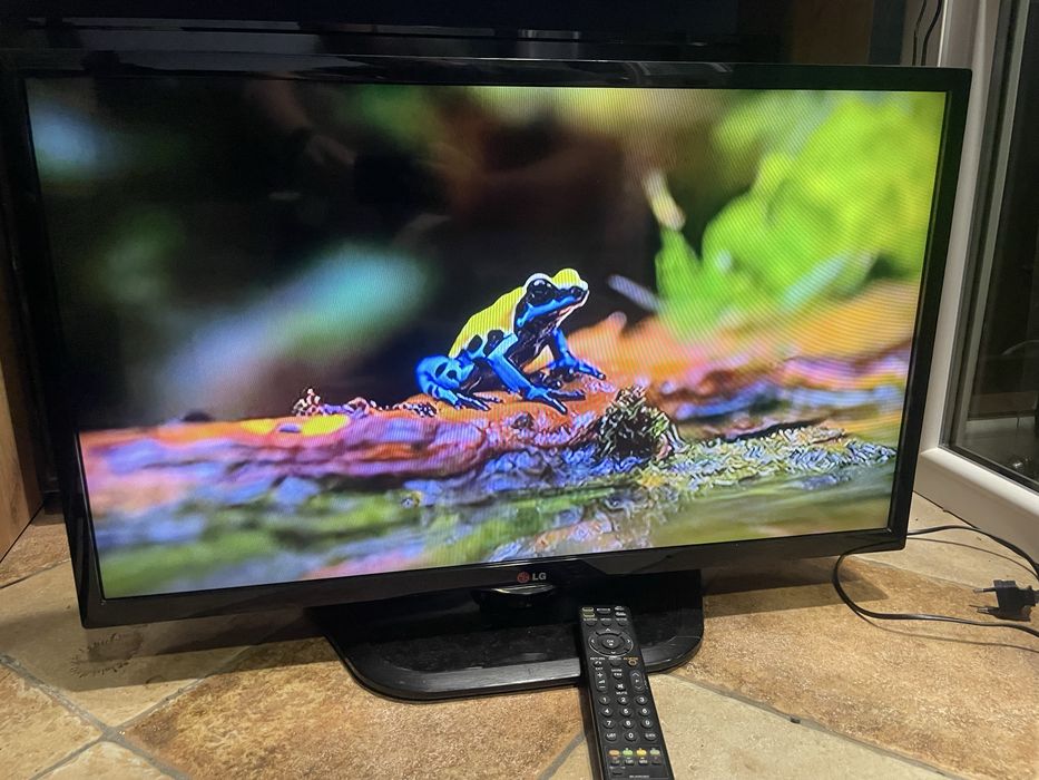 Телевізор lg 32 Full HD