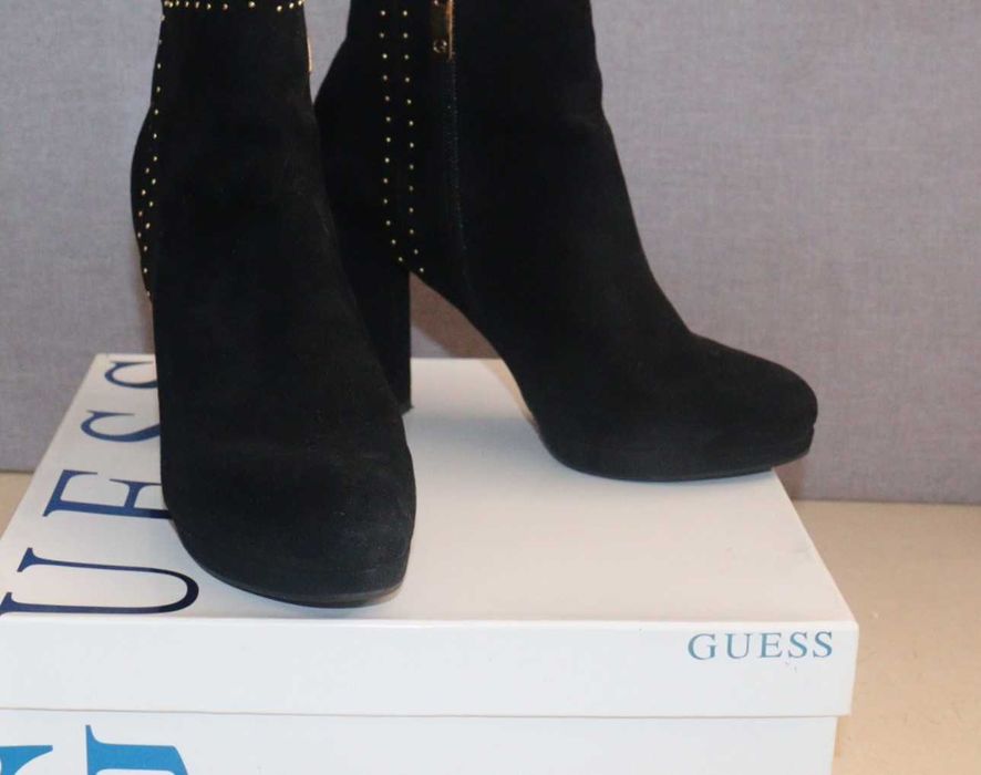 Botas de Salto -GUESS