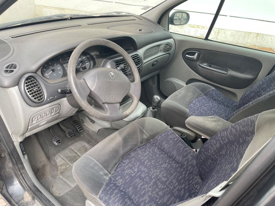 Renault Scenic 1.4 gasolina 148.000km foto 5
