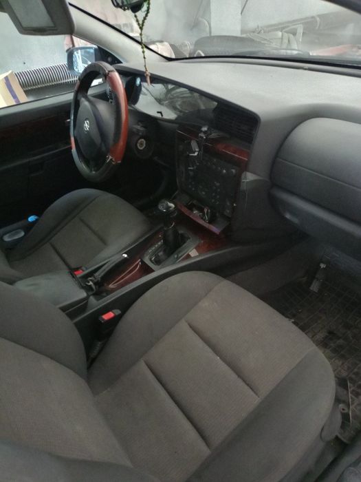 Opel Omega B FL 2002 | 2.5 | Під відновлення або на запчастини