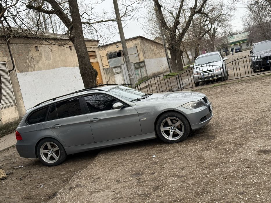 Продам BMW 320 e91