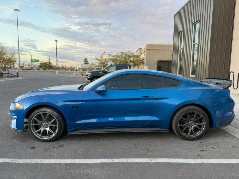 Ford Mustang GT Premium Coupe      2020