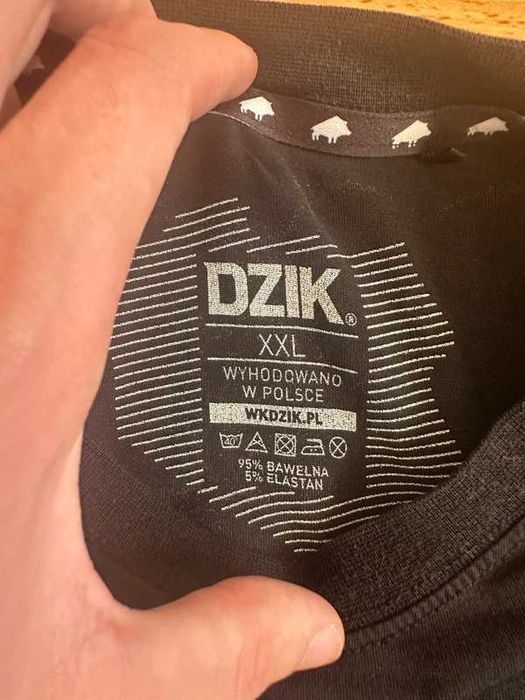 Longsleeve DZIK czarny siłownia trening Polska marka