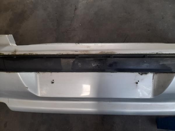 Pára-choques trás PEUGEOT 406 (8B)