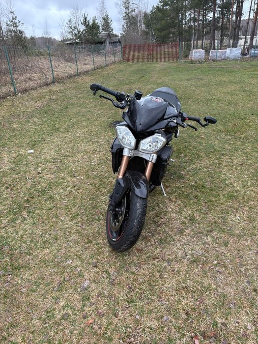 Triumph Speed Triple 1050 cm3