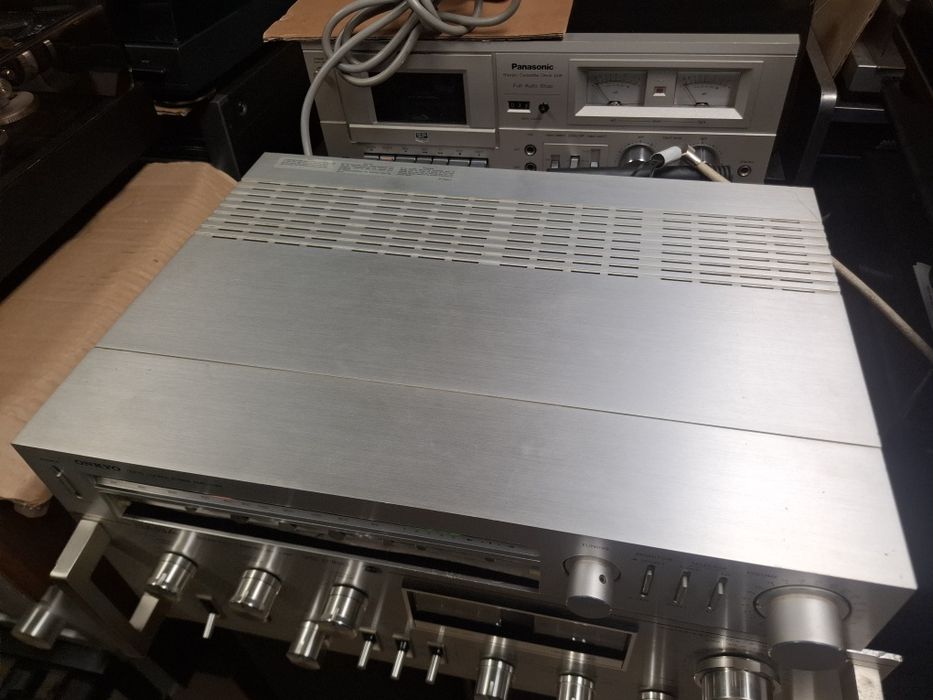 Amplituner Onkyo TX-20