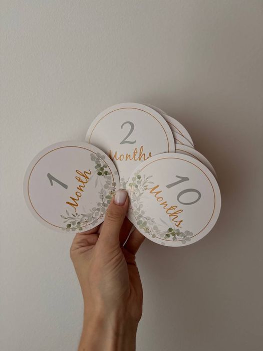 Картики для фото по місяцям малюка