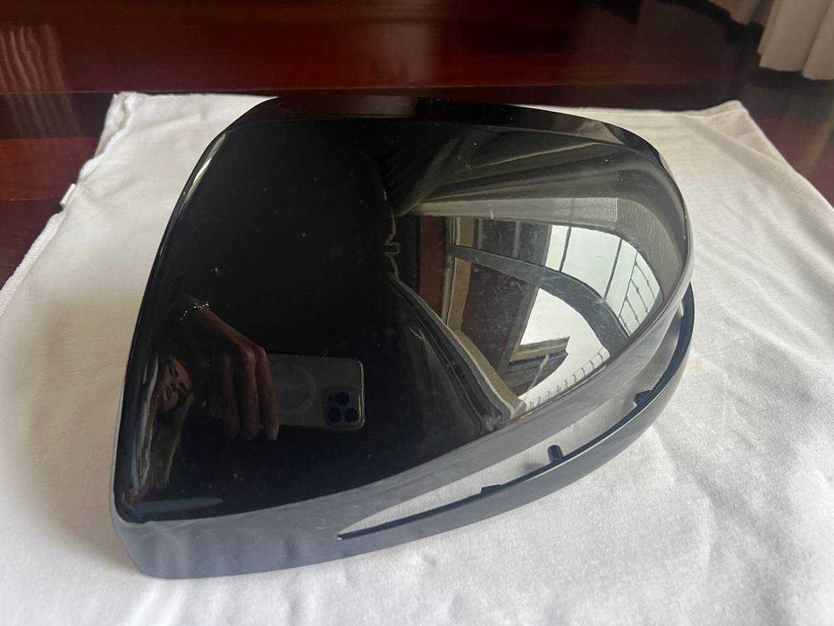 Carcaça do retrovisor Mercedes Vito Tourer VS20 
(esquerda)