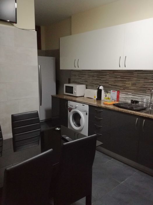 Quarto Amial  Transportes  em Frente