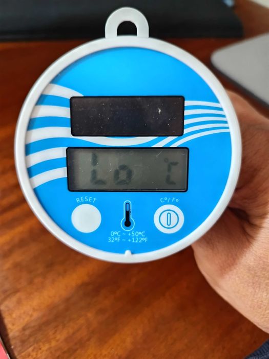 Medidor temperatura água piscinas