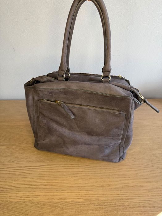 Mala Parfois cinzenta