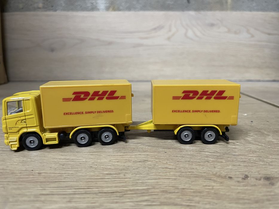 Siku Ciężarówka Z Przyczepą DHL S1694