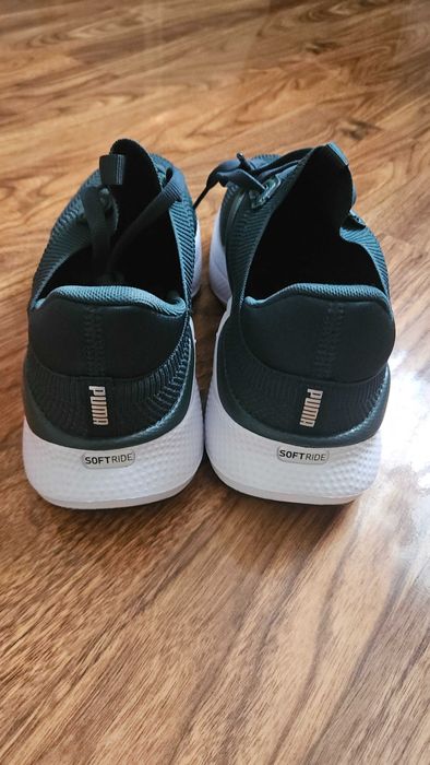 Нові літні кросівки Puma 40 р
