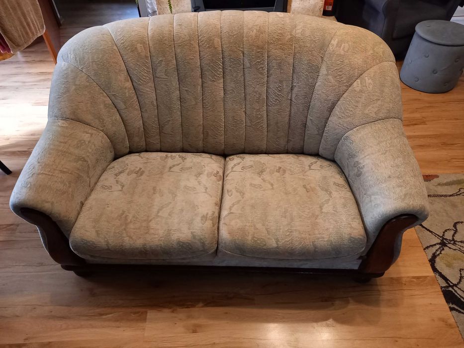 Sofa dwuosobowa za darmo:)
