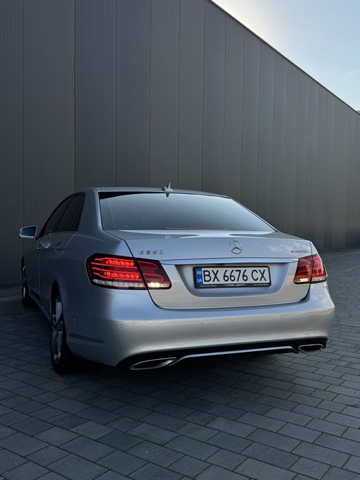 Mercedes-Benz E250 4 Matic