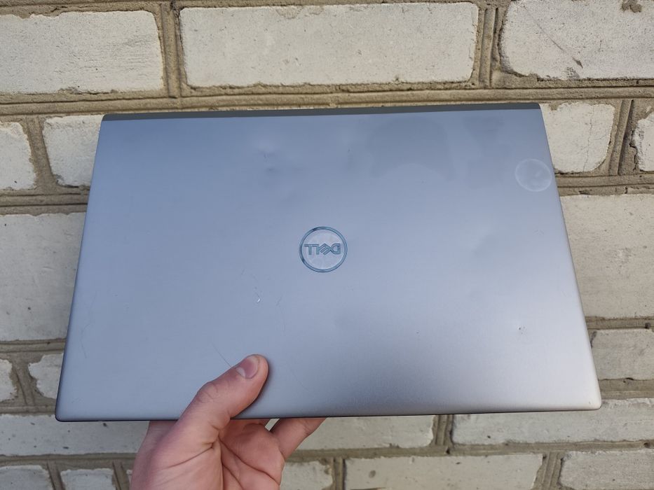 ТОРГ, 1.5кг, 2022 року, Ігровий ноутбук DELL (i7-1165G7/16/256/MX330 2gb)