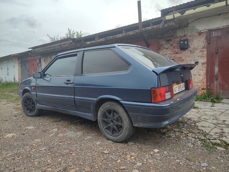 Ваз 2113        .