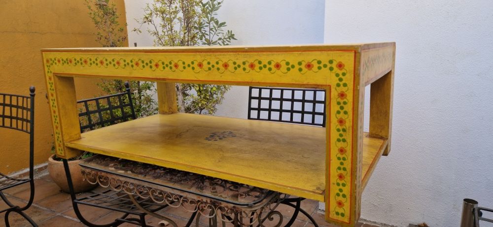 Mesa de frente de sofá Indiana