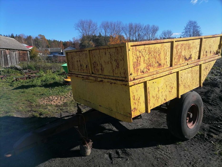 Wywrotka skorupowa przyczepa jednoosiowa