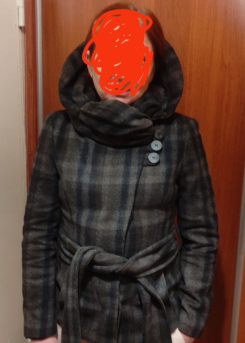 Пальто фірми zara.