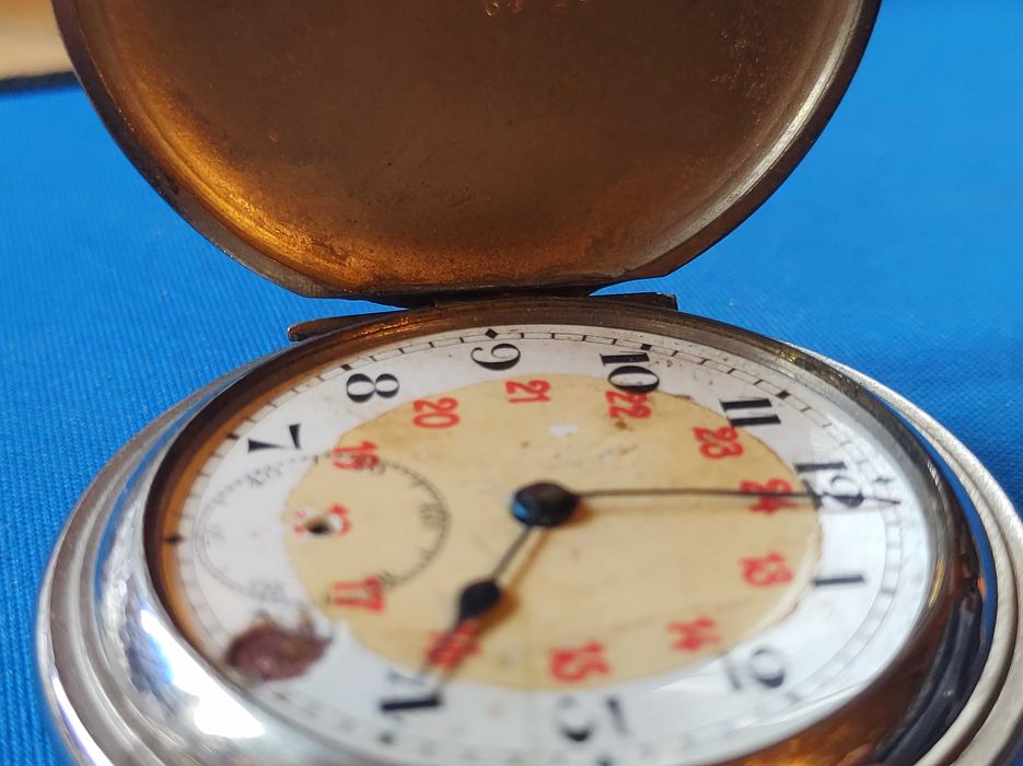 bardzo stary męski zegarek kieszonkowy