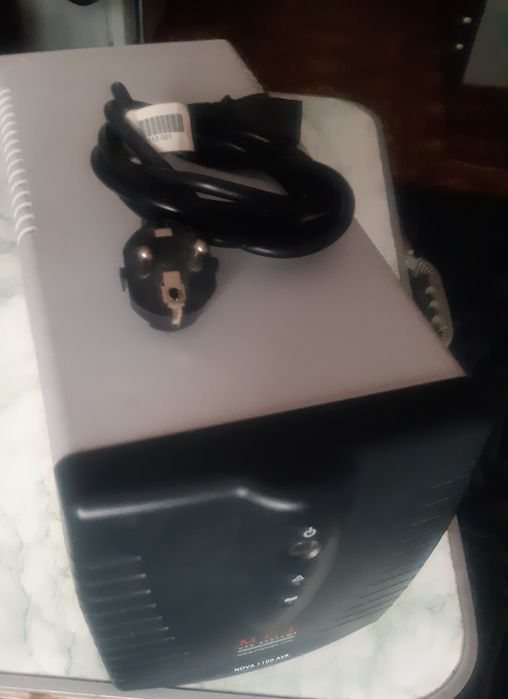 Ups MGE  на 1000 ват