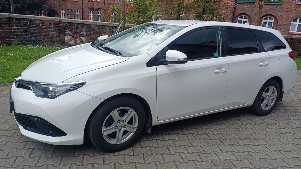 Toyota Auris Toyota Auris Active.