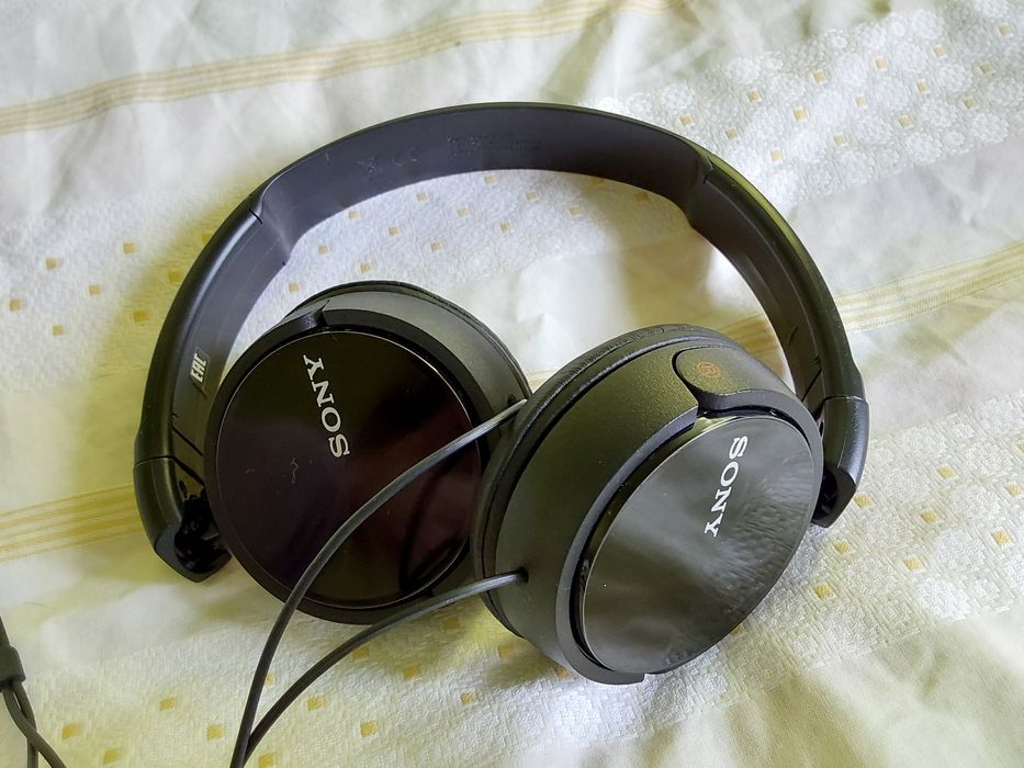 Słuchawki przewodowe  SONY