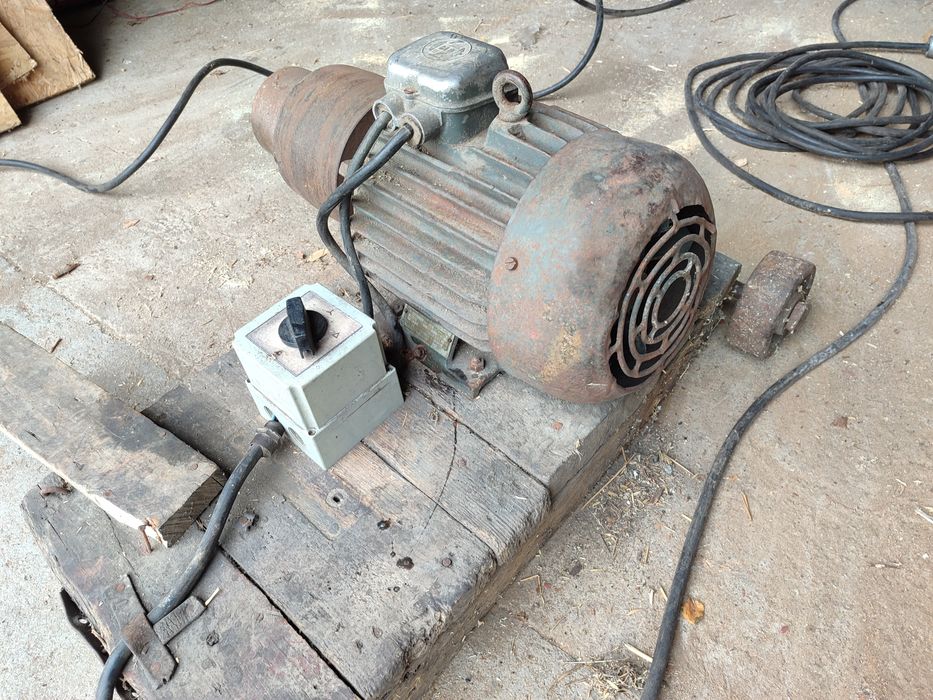 Silnik elektryczny 5,5 Kw na pas transmisyjny