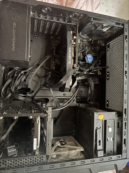Komputer gamingowy i5 9400F gtx 1660