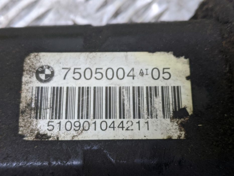 Піввісь передня права БМВ Х5 Е53 привідний вал шрус BMW X5 E53 шрот бу