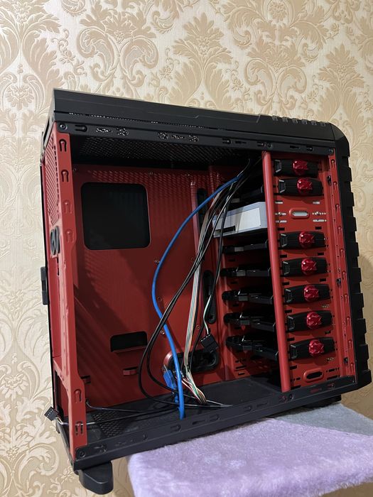 Продам корпус Aerocool PGS STRIKE-X GT